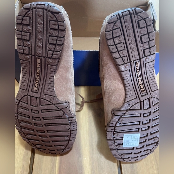 NIB Sketchers Womens Brown Tan Suede Relaxed Fit Air Cool Memory Foam Shoes 6 - Picture 4 of 6